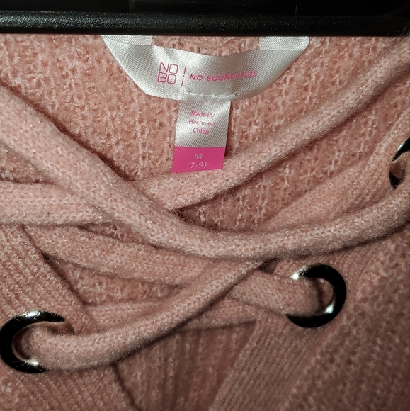 No Boundaries knit sweater (M) - Picture 4 of 4